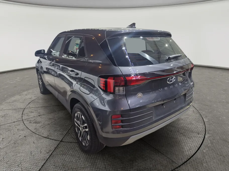 2025 Hyundai Venue Smart 