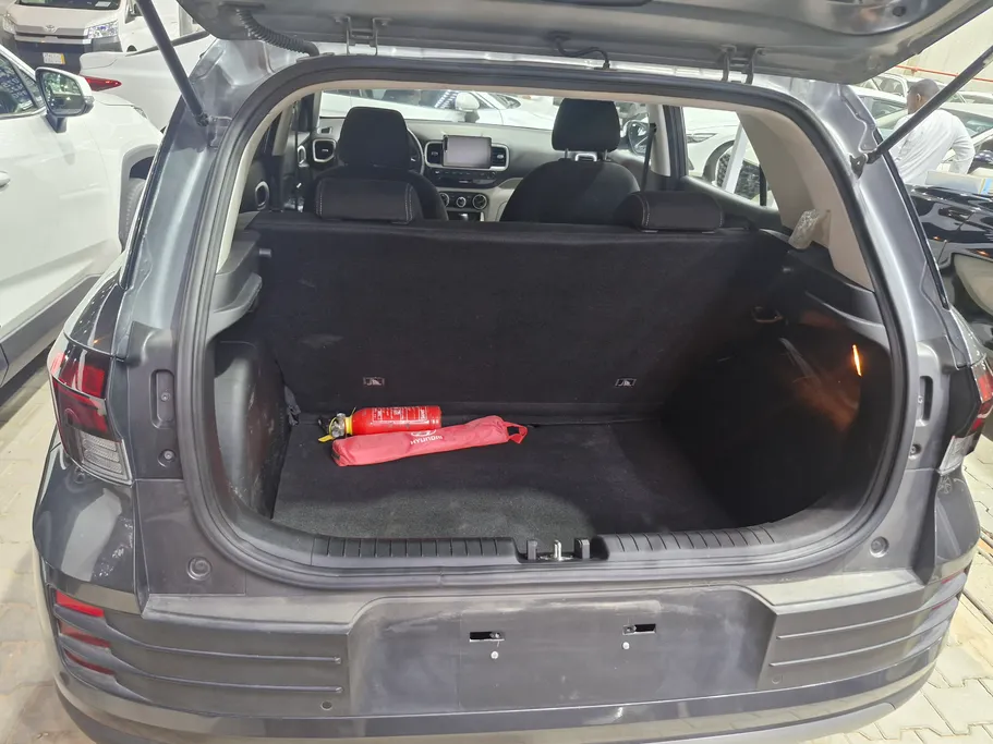 2025 Hyundai Venue Smart 