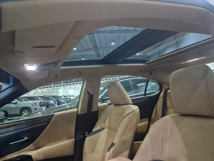 لكزس ES 350 2024 