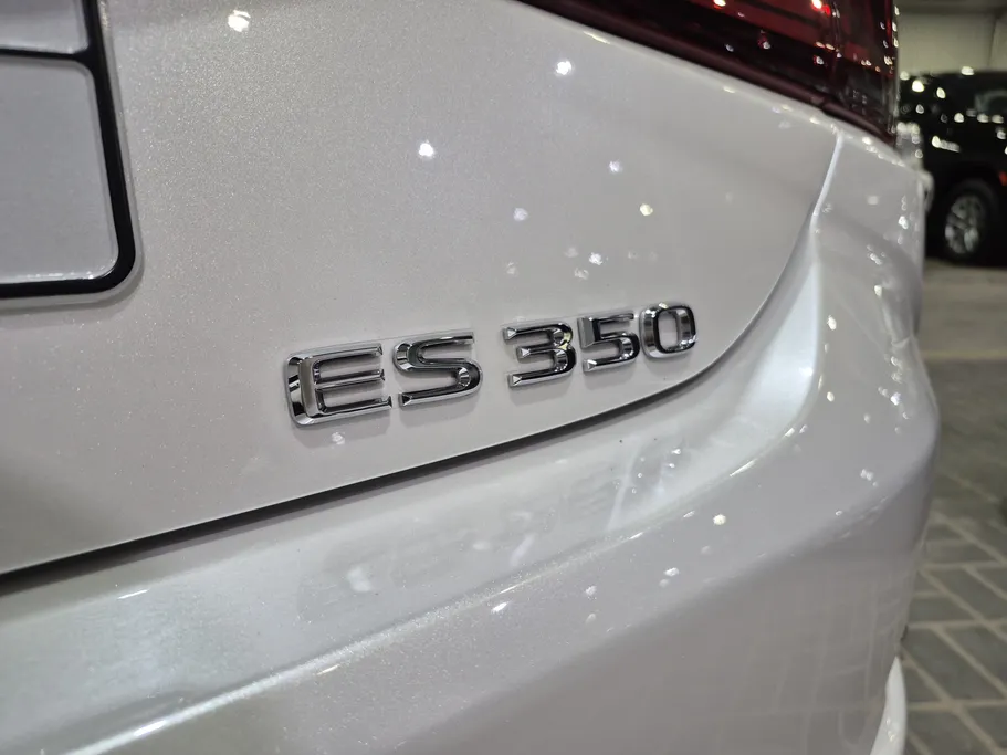 لكزس ES 350 2024 