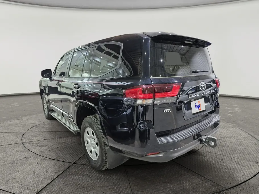 2025 Toyota Land Cruiser GXR 