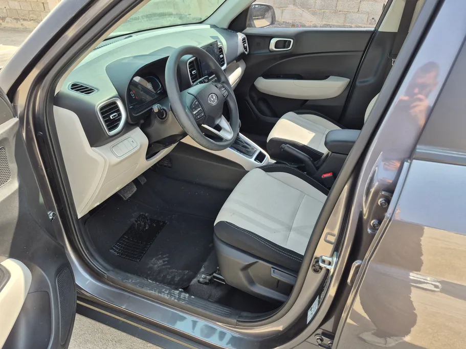 2024 Hyundai Venue Smart 