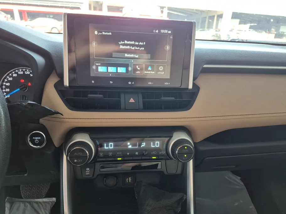 2025 Toyota RAV4 LE HEV 