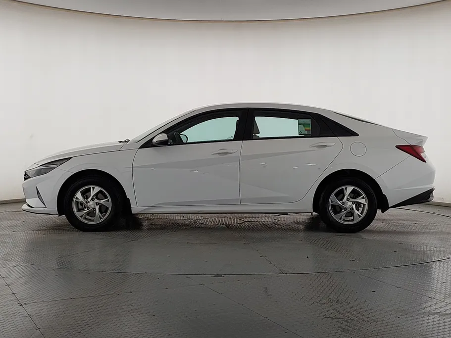 2023 Hyundai Elantra Fleet 