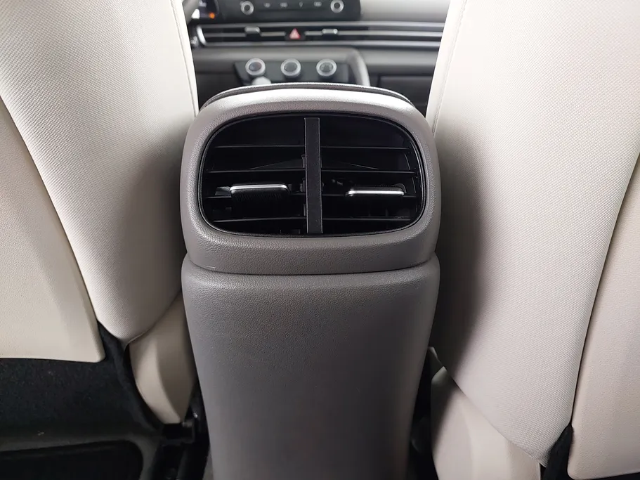2023 Hyundai Elantra Fleet 