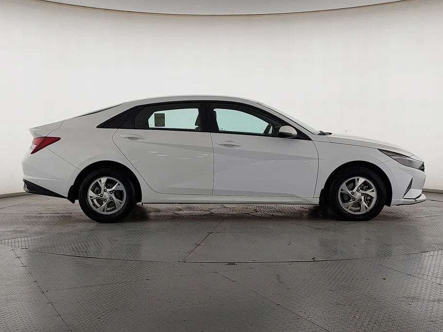 2023 Hyundai Elantra Fleet 
