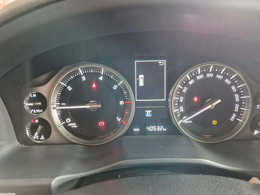 تويوتا لاندكروزر GXR Grand Touring 2020 