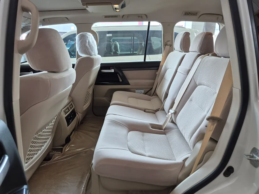 تويوتا لاندكروزر GXR Grand Touring 2020 