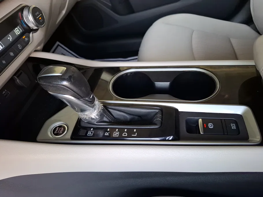 2024 Nissan Altima SV 