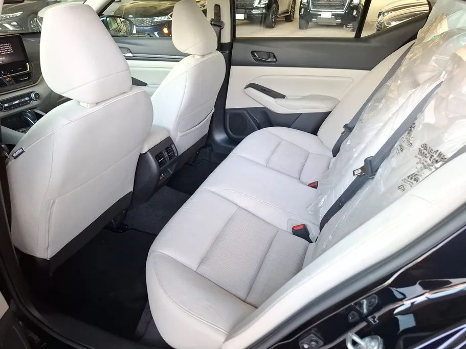 2024 Nissan Altima SV 