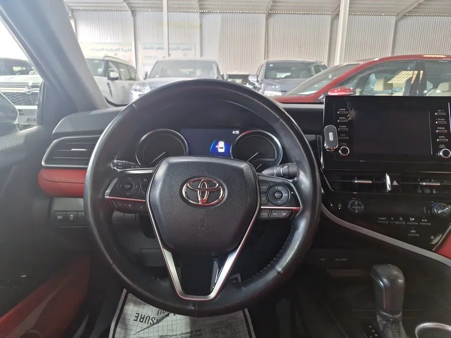 2024 Toyota Camry  SE 