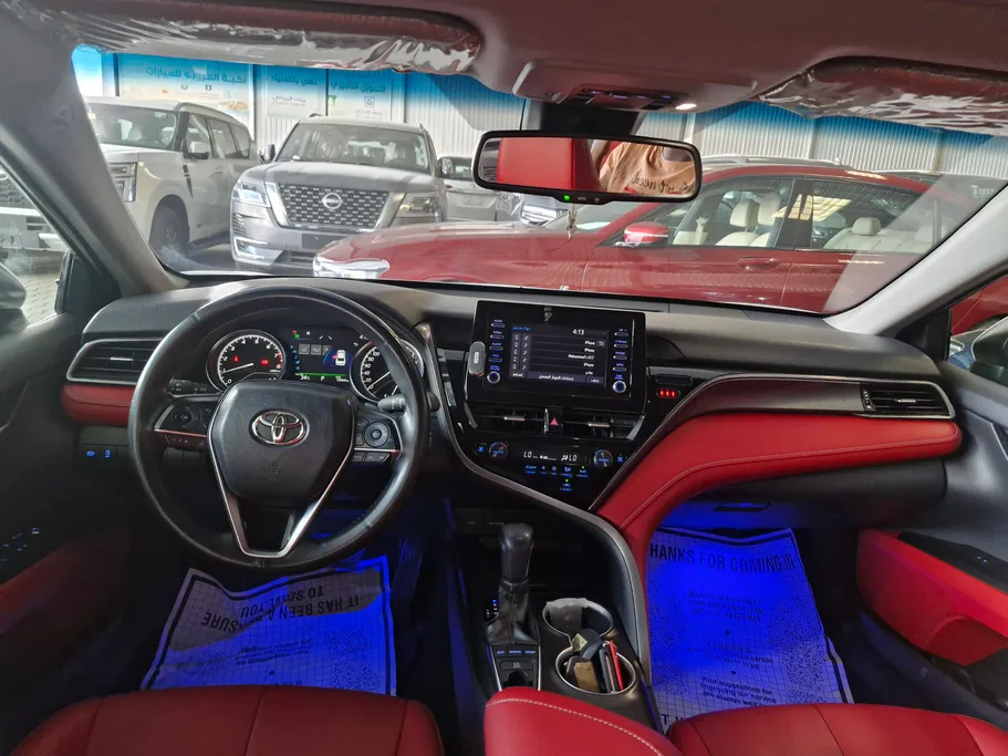 2024 Toyota Camry  SE 