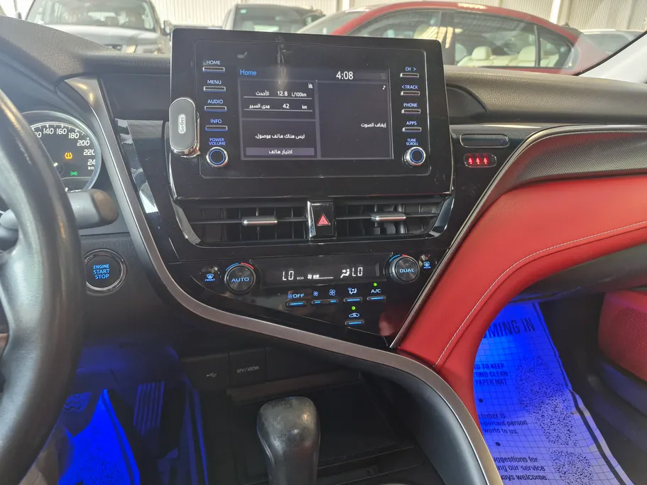 2024 Toyota Camry  SE 