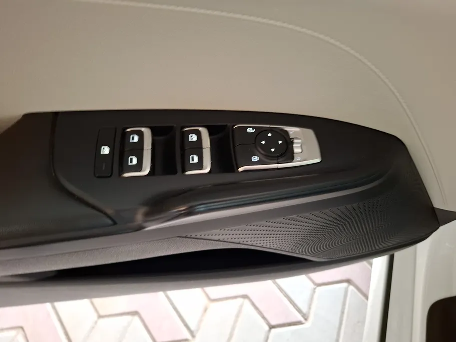 2022 Kia K5 GL 