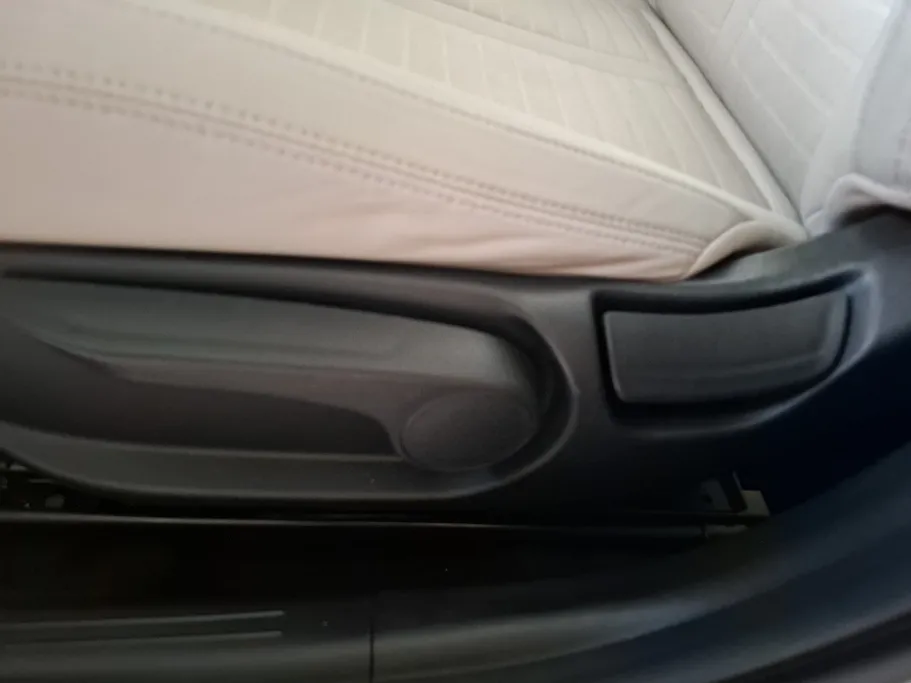 2022 Kia K5 GL 
