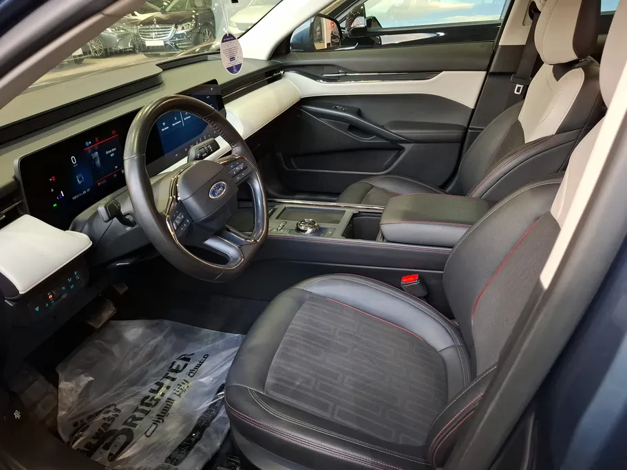 2023 Ford Taurus Trend 