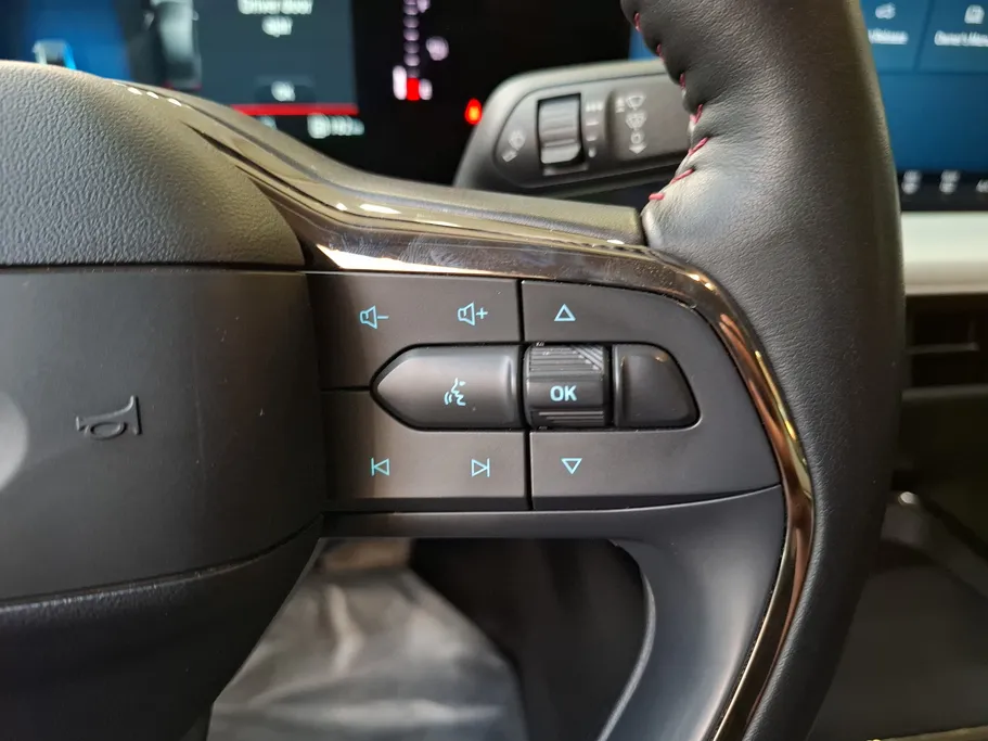 2023 Ford Taurus Trend 