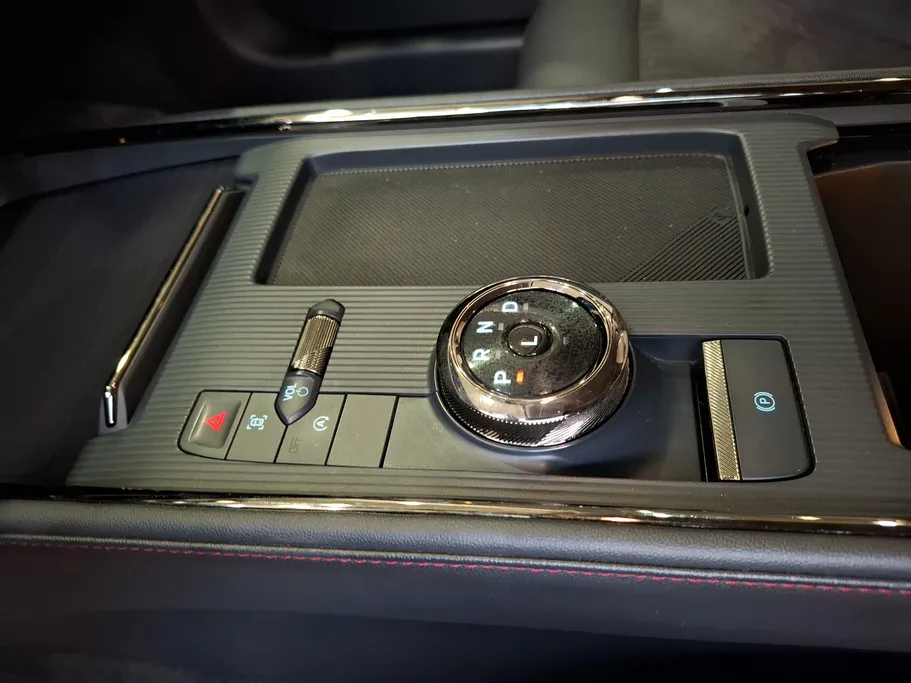 2023 Ford Taurus Trend 