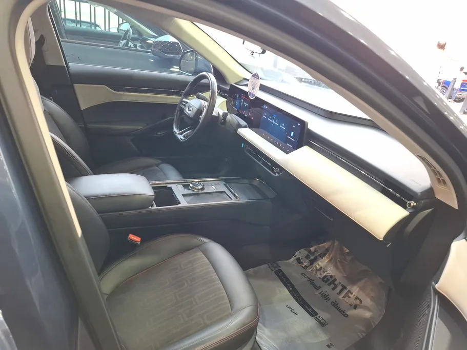 2023 Ford Taurus Trend 