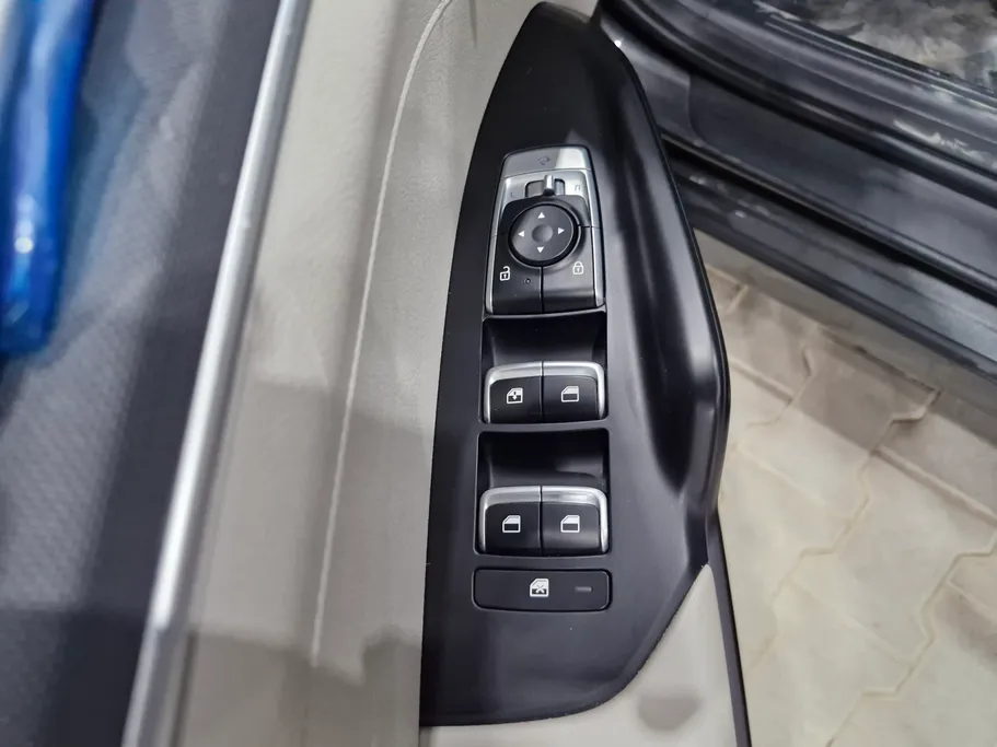 2025 Kia K5 LX2 