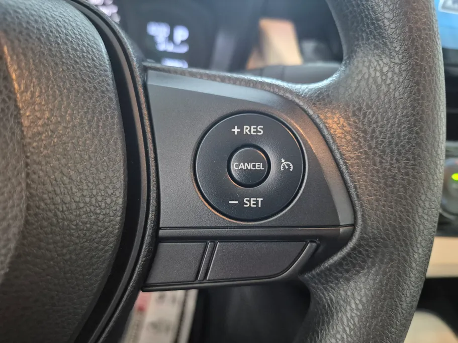 2023 Toyota Corolla XLI Executive Moonroof 