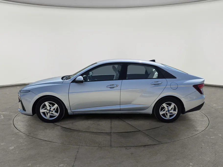 2024 Hyundai Accent Fleet 