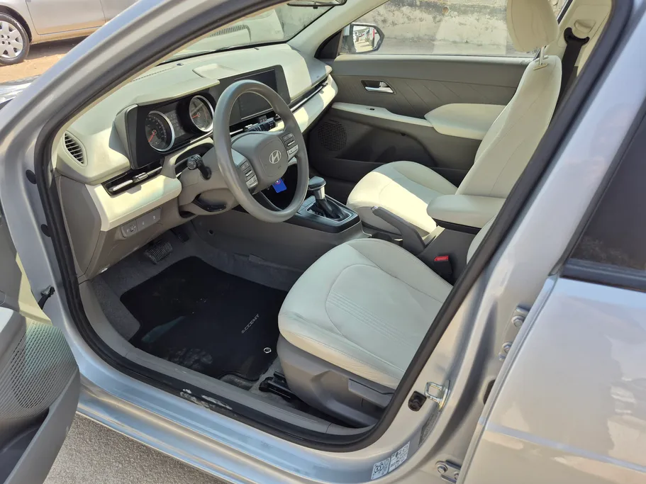 2024 Hyundai Accent Fleet 