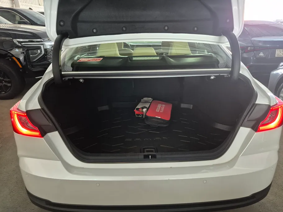 2025 Toyota Camry  LE 
