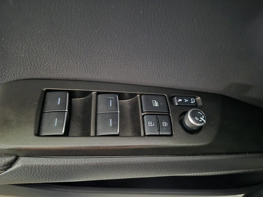 2025 Toyota Camry  LE 