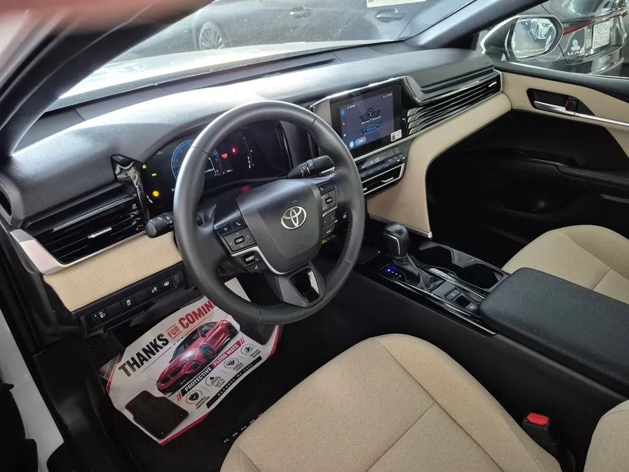 2025 Toyota Camry  LE 