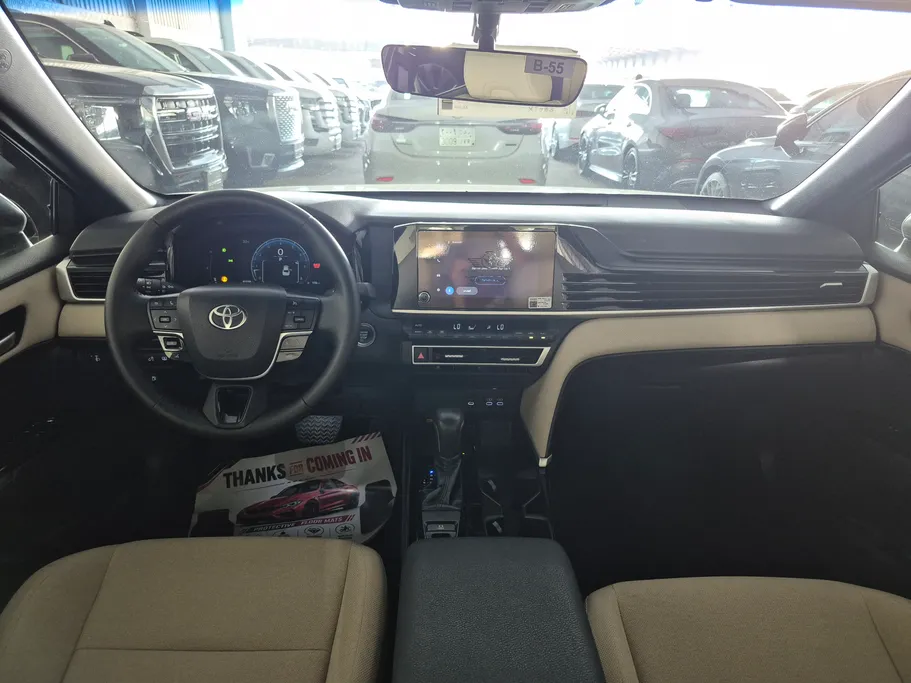 2025 Toyota Camry  LE 