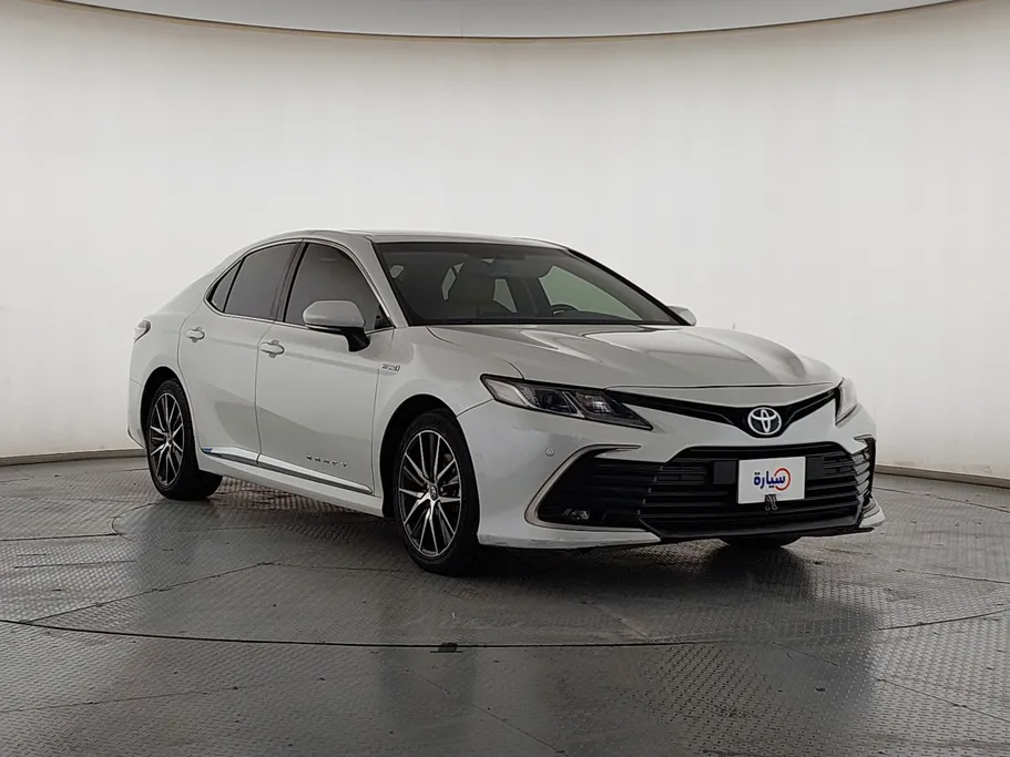 2022 Toyota Camry  GLE 