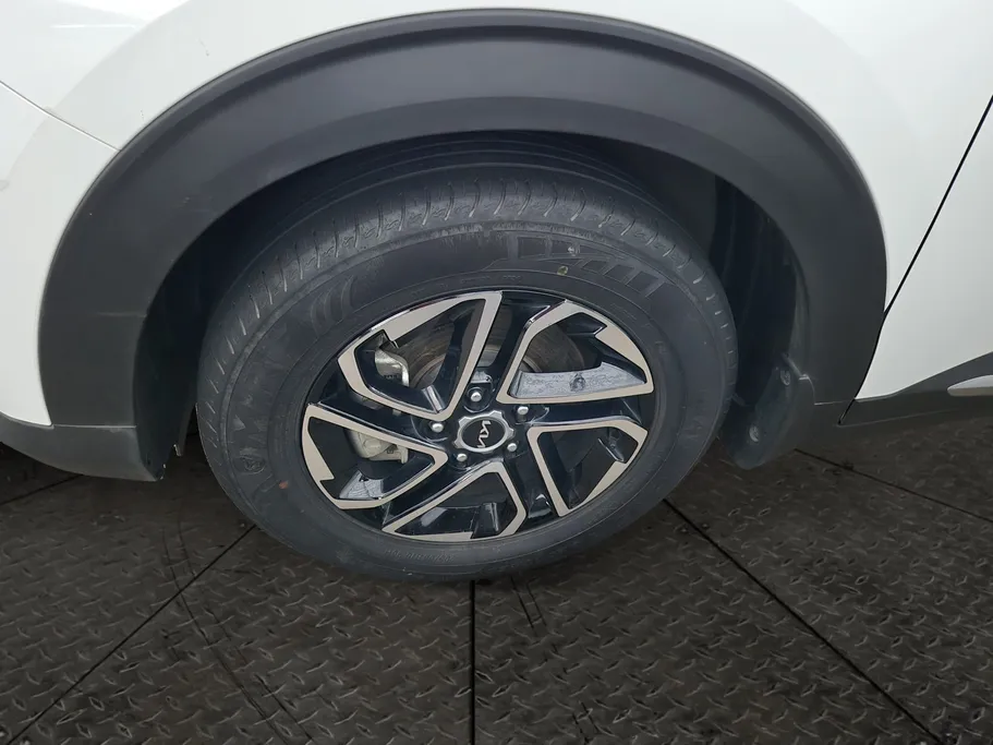 2025 Kia Carens GLS 