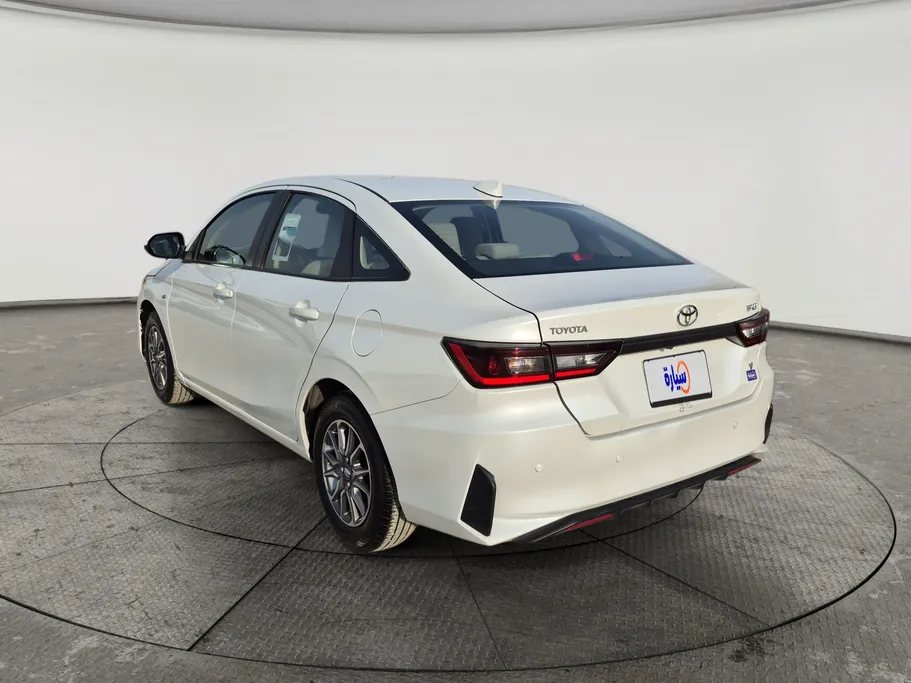 2024 Toyota Yaris  Y 