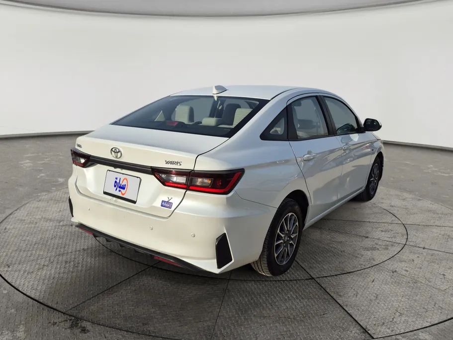 2024 Toyota Yaris  Y 