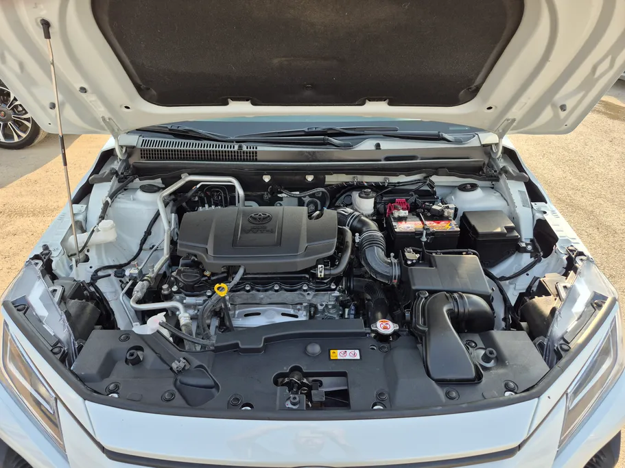 2024 Toyota Yaris  Y 