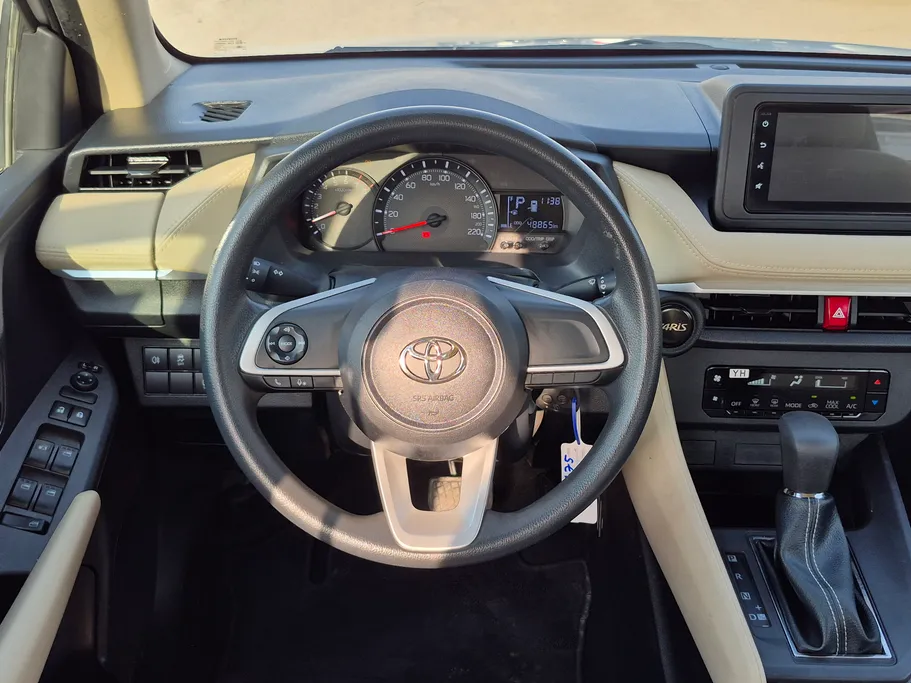 2024 Toyota Yaris  Y 