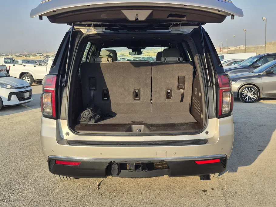 2023 Chevrolet Tahoe LS 