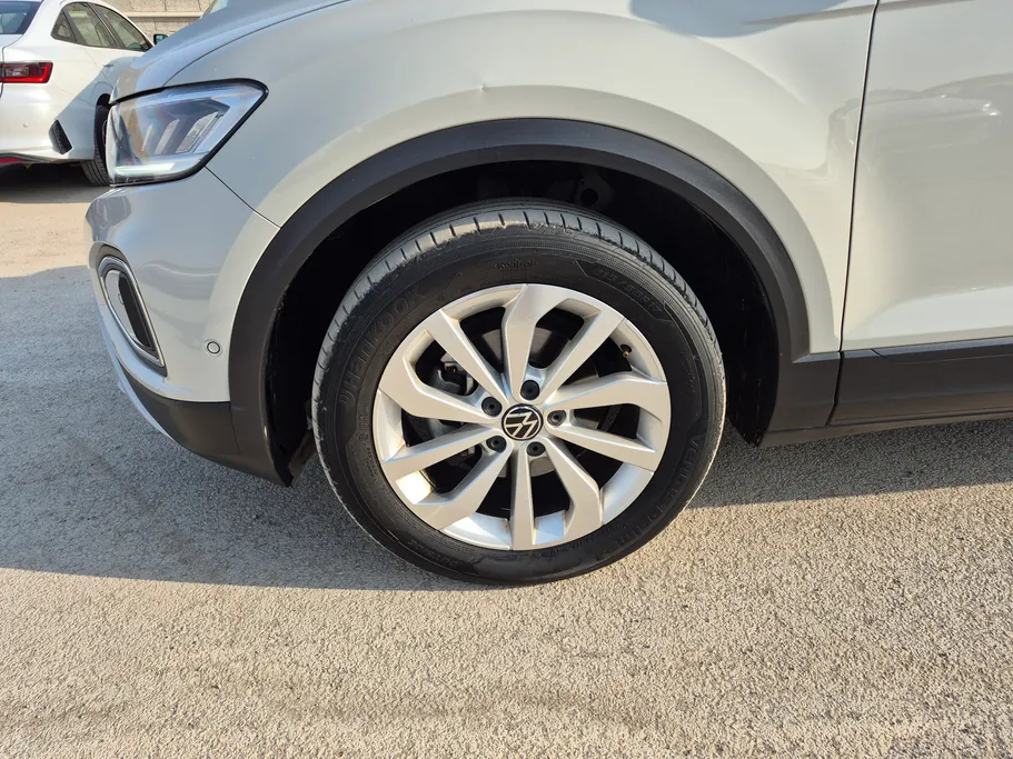 2024 Volkswagen T Roc Life 