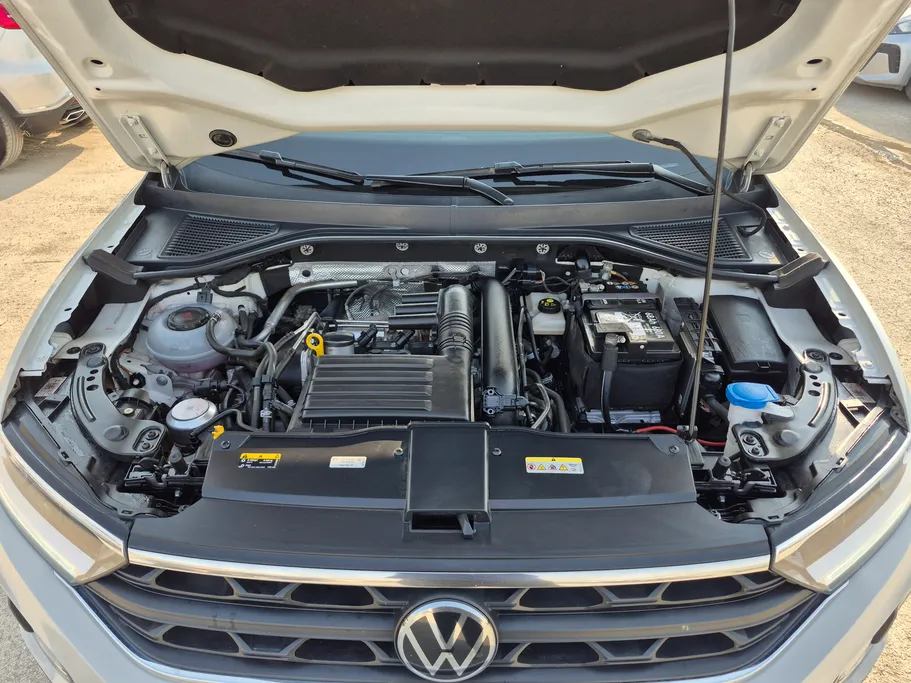 2024 Volkswagen T Roc Life 