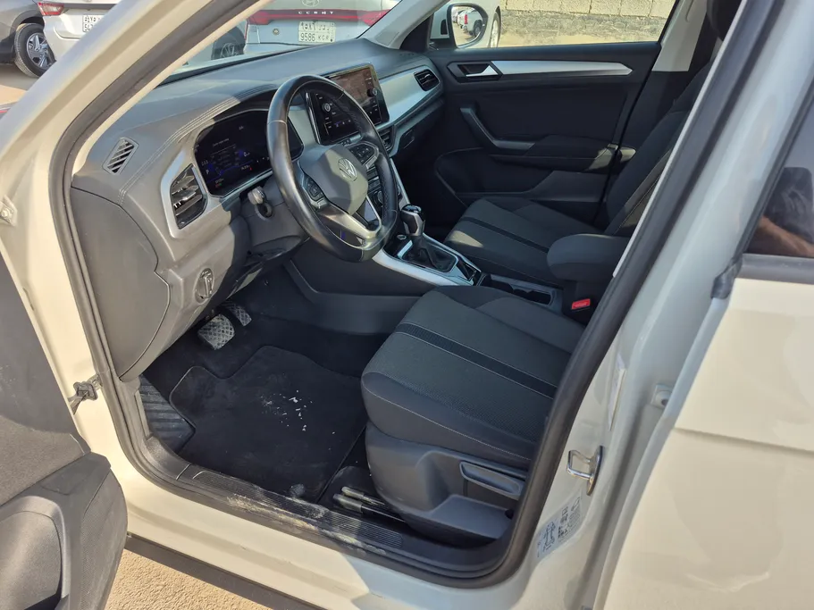 2024 Volkswagen T Roc Life 