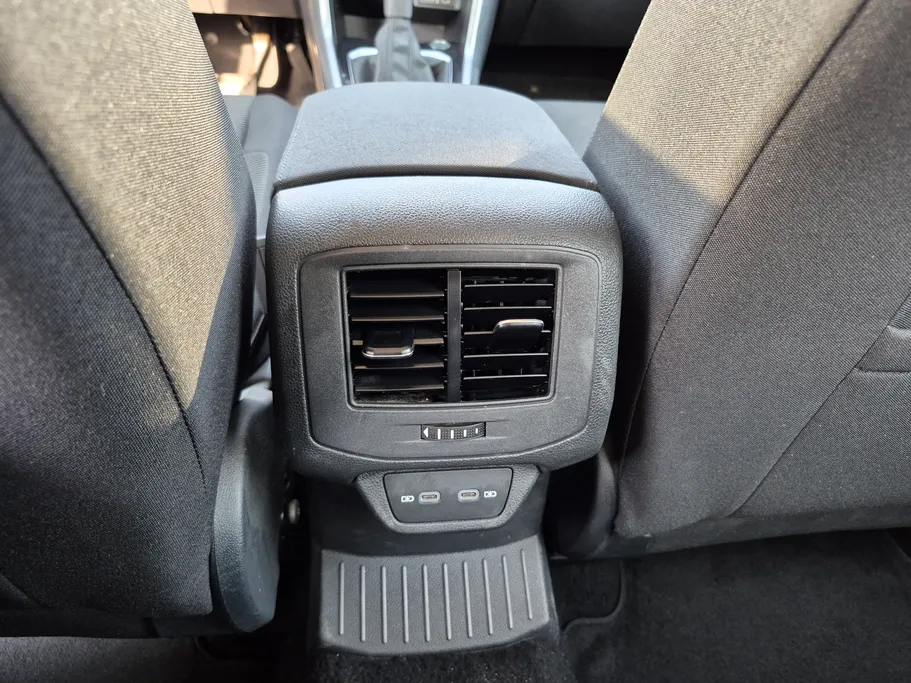 2024 Volkswagen T Roc Life 