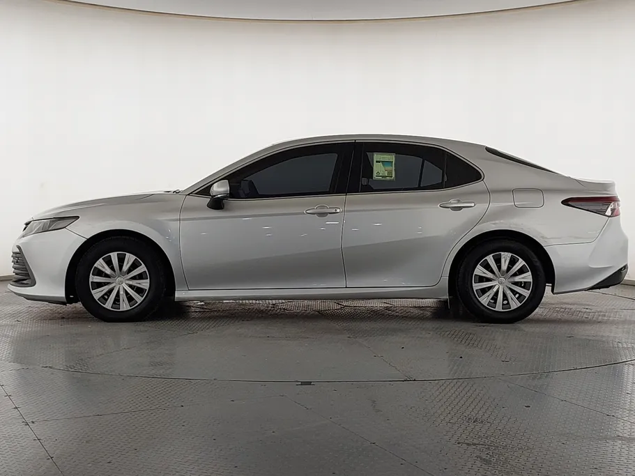 2022 Toyota Camry  LE 