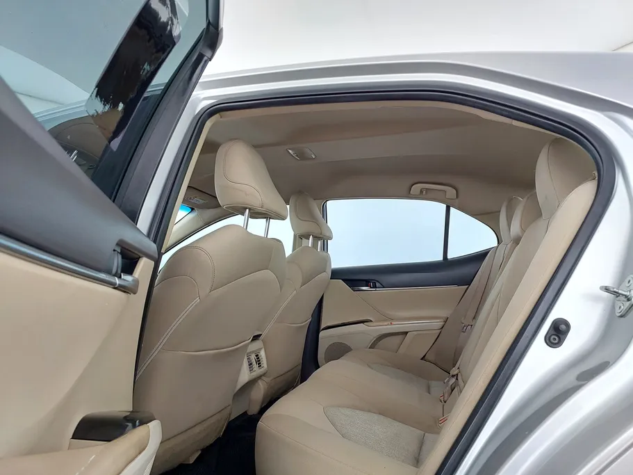 2022 Toyota Camry  LE 