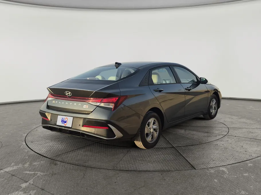 2024 هيونداي Elantra فلييت 
