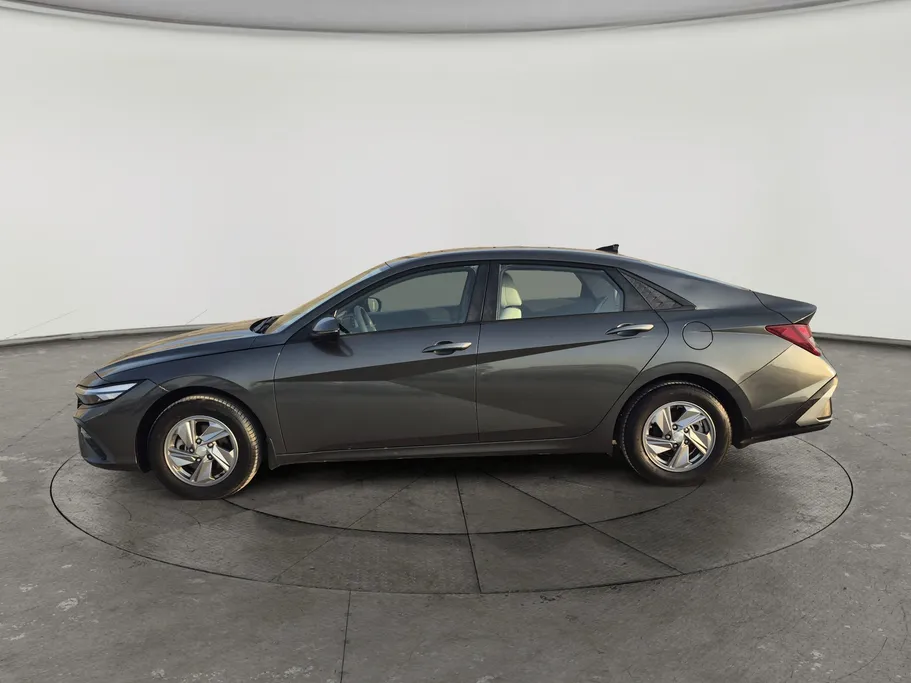 2024 هيونداي Elantra فلييت 