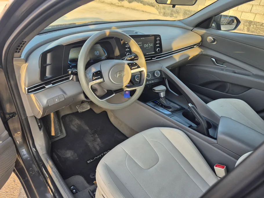 2024 هيونداي Elantra فلييت 