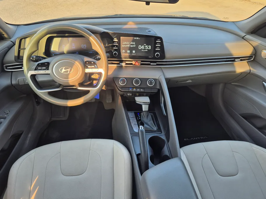 2024 هيونداي Elantra فلييت 