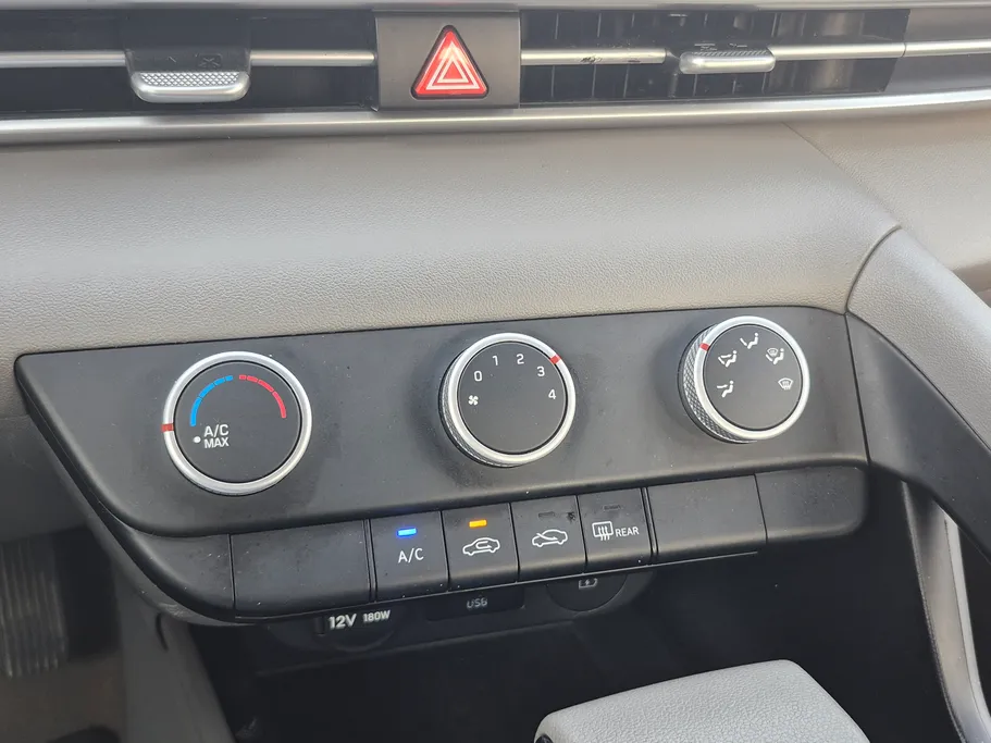 2024 هيونداي Elantra فلييت 
