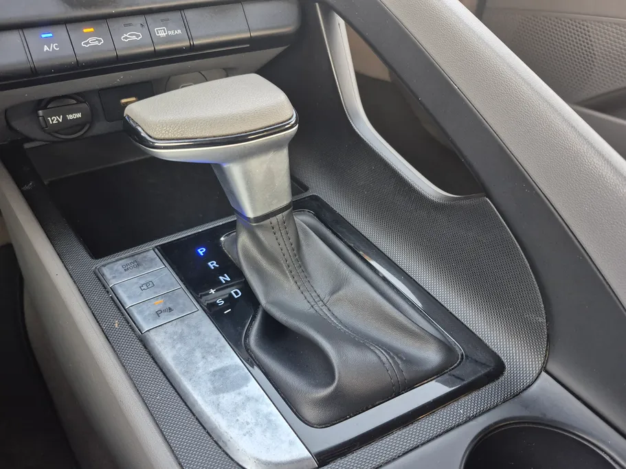 2024 هيونداي Elantra فلييت 